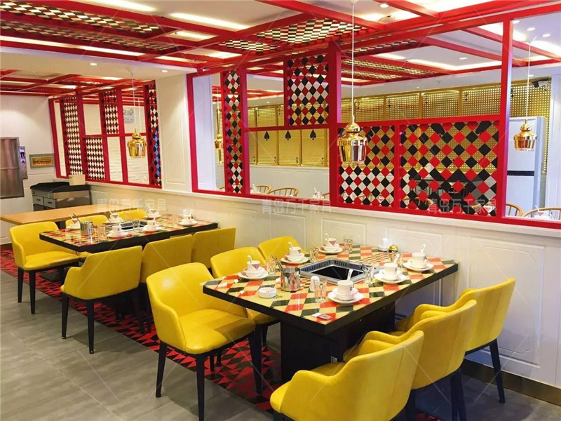  皇家肚場(chǎng) 無(wú)煙火鍋